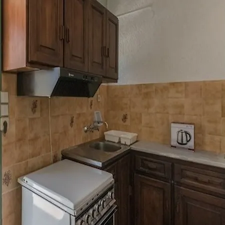 Apartment Mitos Old